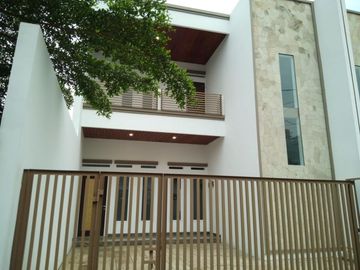 Rumah LUX @Cikutra Dekat Kawasan Cigadung, Tubagus Ismail, Cicadas dan Cicaheum