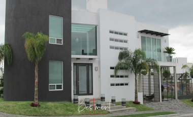 Casa en venta en Cluster 999, Lomas de Angelópolis