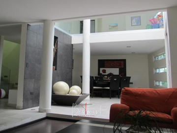 Casa en venta en Cluster 999, Lomas de Angelópolis
