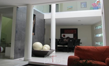 Casa en venta en Cluster 999, Lomas de Angelópolis