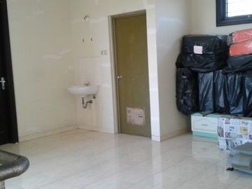 Jual Rumah Luas di Perumahan Pantai Mentari Daerah Kenjeran