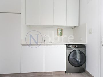 VENTA ESPECTACULAR CASA 5 AMBIENTES EN BARRIO PRIVADO LOS PATRICIOS SAN ISIDRO