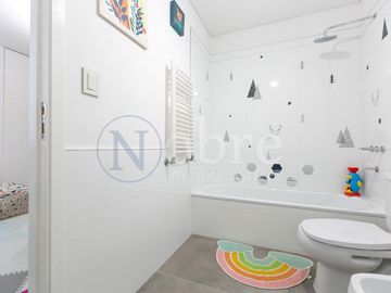 VENTA ESPECTACULAR CASA 5 AMBIENTES EN BARRIO PRIVADO LOS PATRICIOS SAN ISIDRO