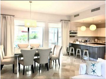 SE VENDE APARTAMENTO PUNTARENA OCEAN VILLAGE PLANTA BAJA FRENTE AL MAR