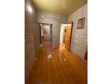VENDO CASA EN POTRERILLOS CON AREA DE BAR