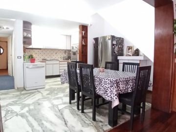 Casa en venta en Quilmes Oeste Centro