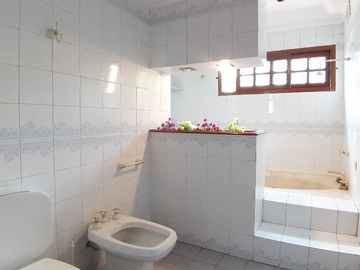 Casa en venta en Quilmes Oeste Centro