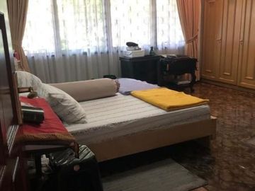 Dijual Rumah Jalan Shangrila II Pertukangan Selatan Kebayoran Lama Jakarta Selatan Bagus Lokasi Nyaman Terawat Siap Huni
