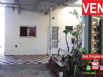 CASA EN DOS PLANTAS IDEAL DOS FAMILIAS / QUINCHO  / PILETA / GARAJE 3 AUTOS / (valor publicado a modo figurativo NO INFORMATIVO CONSULTE)