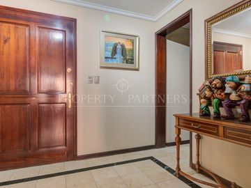 VENTA / Exclusivo Departamento / El Golf