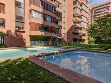 VENTA / Exclusivo Departamento / El Golf