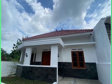 Modelan Kolonial Klasik Tanah Luas Harga Murah di Sleman