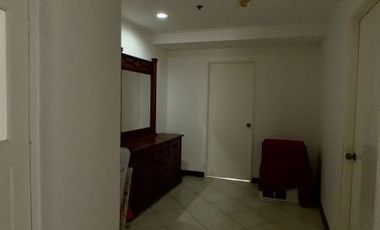241 sqm 4BR, 2 car park El Jardin Del Presidente 1 Penthouse Unit
