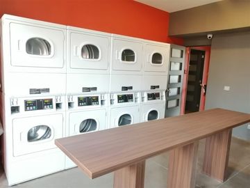 Departamento en venta de 1 dorm. en Estación Central