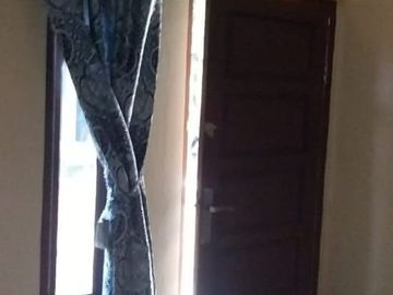Dijual rumah second 2lantai murah cipayung, depok