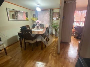 Casa en Venta en Cuatro poniente con Glorias Navales.