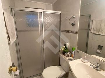 Casa en Venta en Cuatro poniente con Glorias Navales.