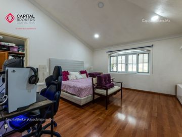 Casa Panorámica en coto de Lujo con Alberca en venta bugambilias palomar sur