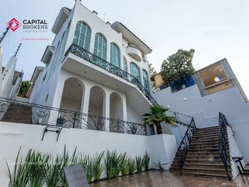 Casa Panorámica en coto de Lujo con Alberca en venta bugambilias palomar sur