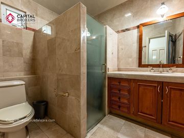 Casa Panorámica en coto de Lujo con Alberca en venta bugambilias palomar sur