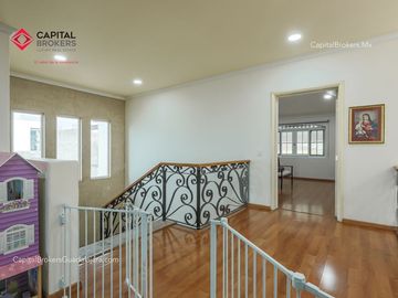 Casa Panorámica en coto de Lujo con Alberca en venta bugambilias palomar sur