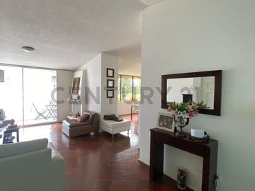 VENDO O CAMBIO PENTHOUSE DÚPLEX 212 m2, BODEGA Y PARQUEADEROS, GONZÁLEZ SUÁREZ