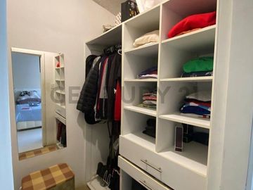 VENDO O CAMBIO PENTHOUSE DÚPLEX 212 m2, BODEGA Y PARQUEADEROS, GONZÁLEZ SUÁREZ