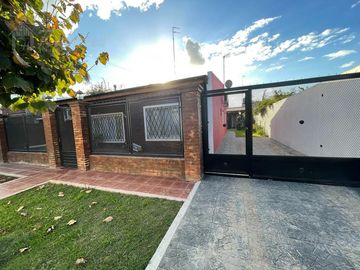 Casa En Venta - Francisco Alvarez, Moreno