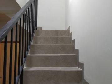 Rumah 2,5 lt ada rooftop di Ciganjur Jak Sel 2,7 M