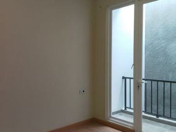 Rumah 2,5 lt ada rooftop di Ciganjur Jak Sel 2,7 M