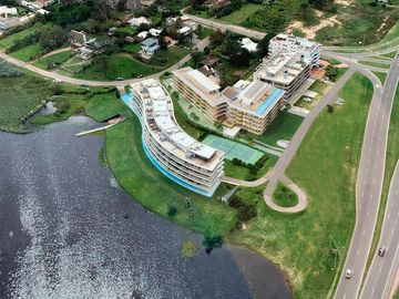 2 dormitorios primera linea Punta del  Este,  Mansa
