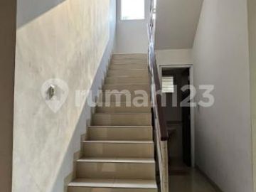 Dijual Cepat Rumah Bagus SHM Siap Huni di The Green BSD