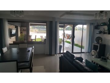 Se Vende Casa en San Miguelito $ 300 k