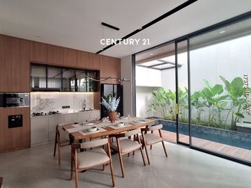 Dijual Rumah Brandnew Modern Minimalis Ada Kolam Renang