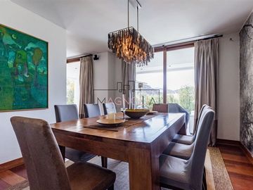Casa en Venta en Frente colegio Craighouse.