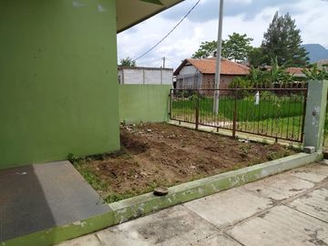 rumah BESAR SIAP HUNI di kawasan pendidikan jatinangor