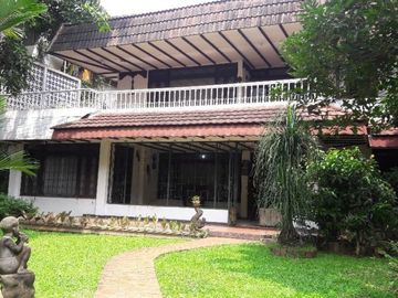 Rumah Klasik Luas at Kemang JakSel
