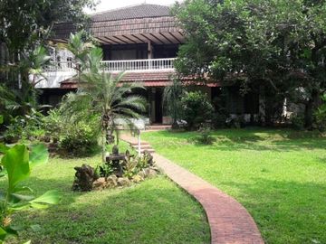 Rumah Klasik Luas at Kemang JakSel