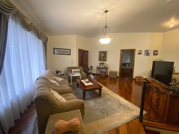 CASA DE VENTA, URB. EL CONDADO