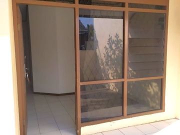 [727F5A] For Rent 3 Bedroom House 110m2 Bekasi West Java