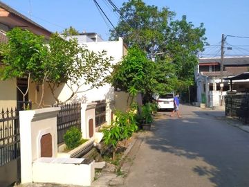 [727F5A] For Rent 3 Bedroom House 110m2 Bekasi West Java