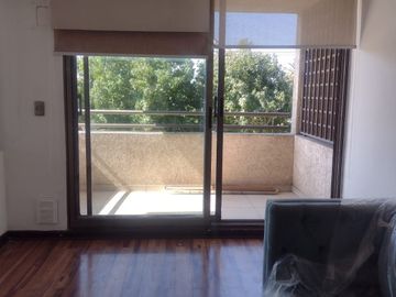AMPLIO Y BELLO DEPTO EN ARRIENDO