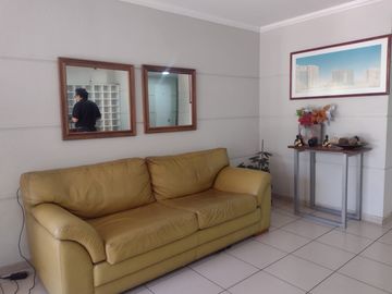 AMPLIO Y BELLO DEPTO EN ARRIENDO
