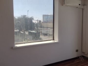 AMPLIO Y BELLO DEPTO EN ARRIENDO
