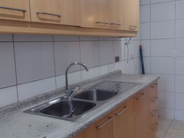AMPLIO Y BELLO DEPTO EN ARRIENDO