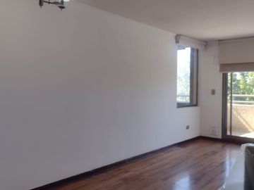 AMPLIO Y BELLO DEPTO EN ARRIENDO