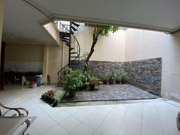 TURUN HARGA !! RUMAH SIAP HUNI di Villa Gading Indah ,NEGO