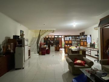 TURUN HARGA !! RUMAH SIAP HUNI di Villa Gading Indah ,NEGO