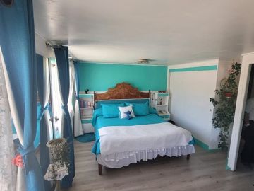 HERMOSA CASA CENTRAL EN VENTA,