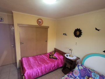 HERMOSA CASA CENTRAL EN VENTA,